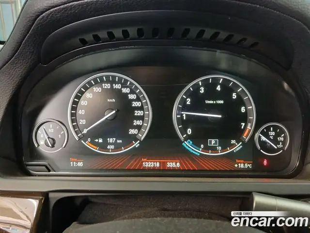 BMW 7 серия 2010 3.0 АКПП, миниатюра 8