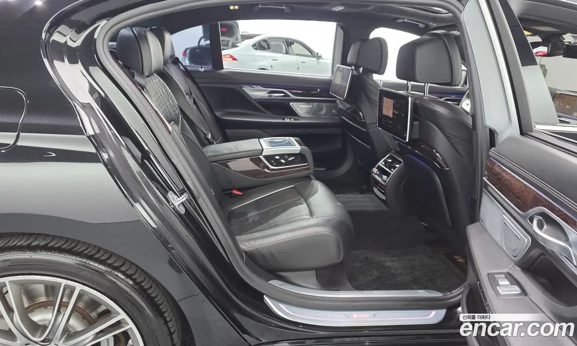 BMW 7 серия 2019 4.4 АКПП, фото 17