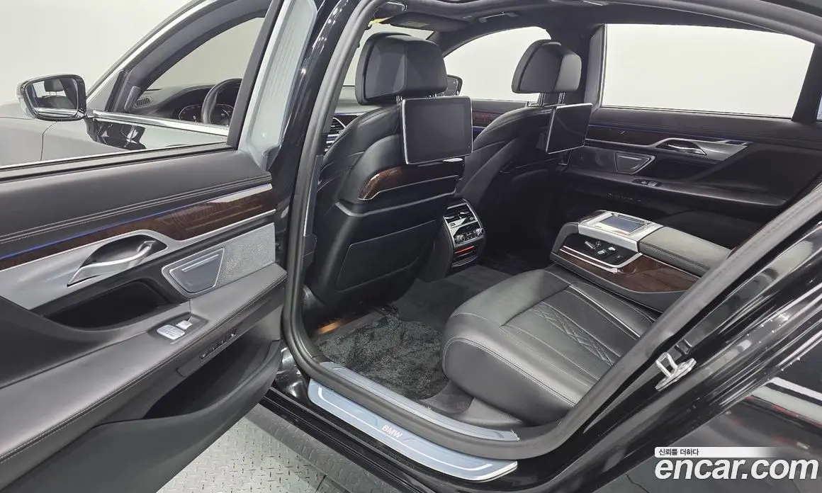 BMW 7 серия 2019 4.4 АКПП, фото 19