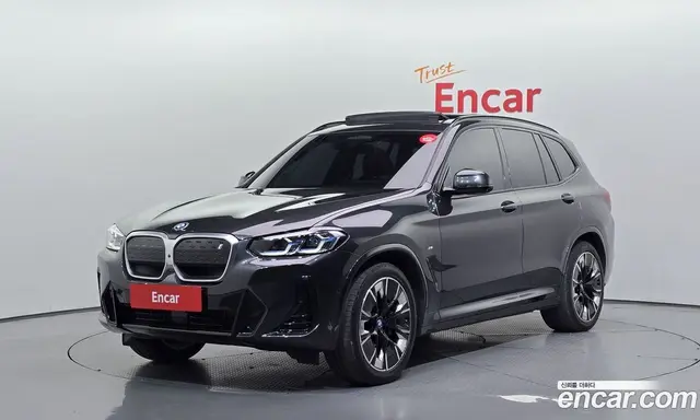 BMW iX3, 2024, 14 735 км