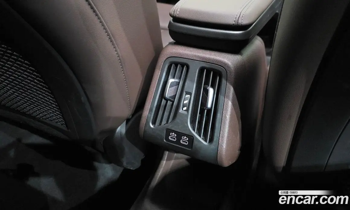 BMW X1 2024 2.0 АКПП, фото 18