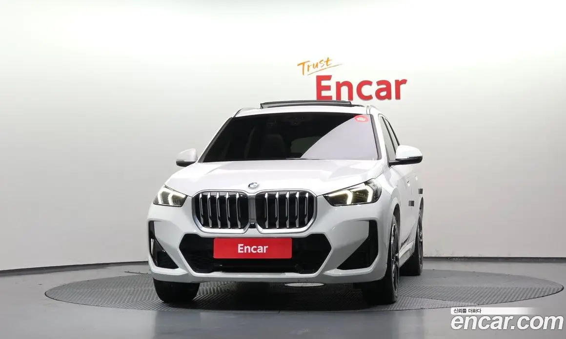 BMW X1 2024 2.0 АКПП, фото 3