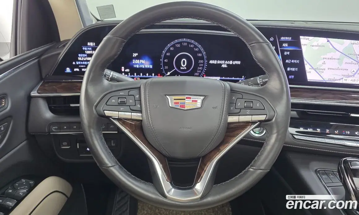 Cadillac Escalade 2023 6.2 АКПП, фото 13