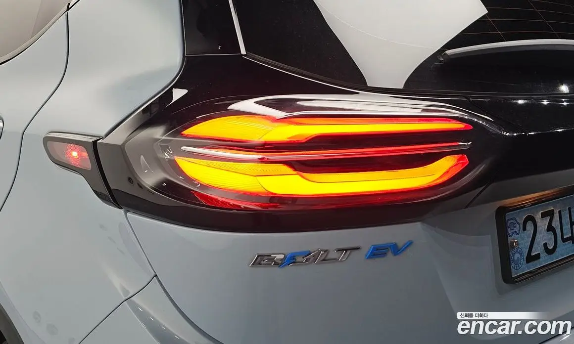 Chevrolet Bolt EV 2023 0.2 АКПП, фото 9