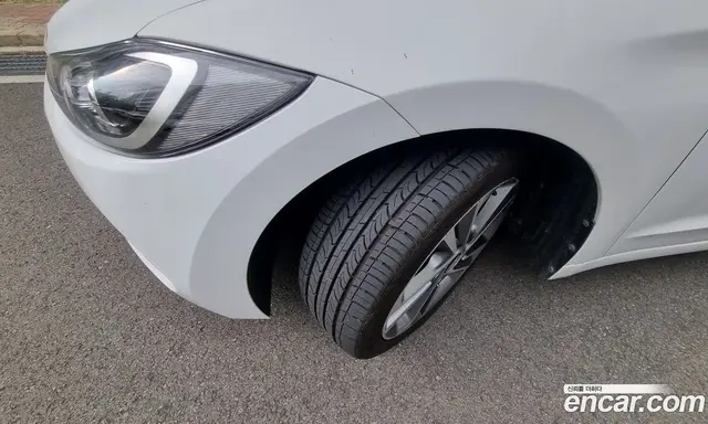 Hyundai Avante 2015 1.6 АКПП, миниатюра 7
