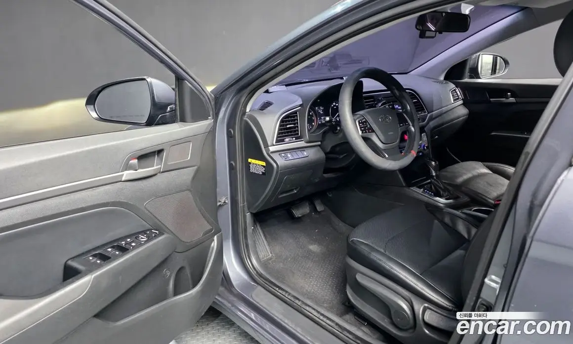 Hyundai Avante 2015 1.6 АКПП, фото 13