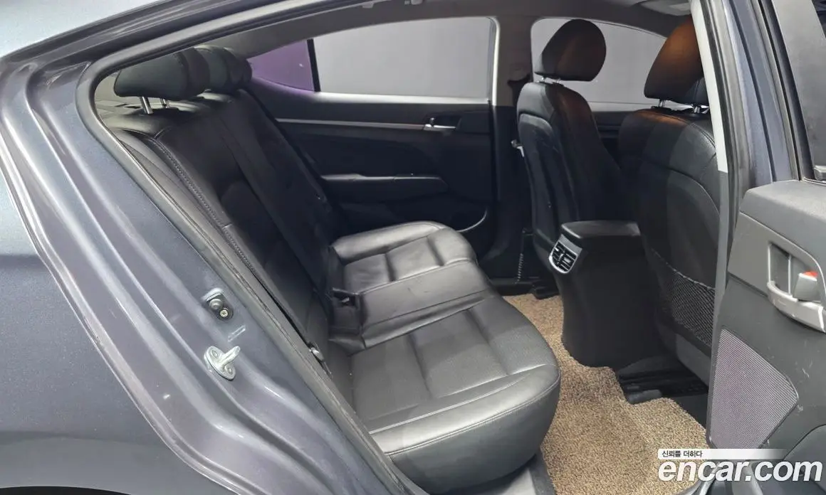 Hyundai Avante 2015 1.6 АКПП, фото 18