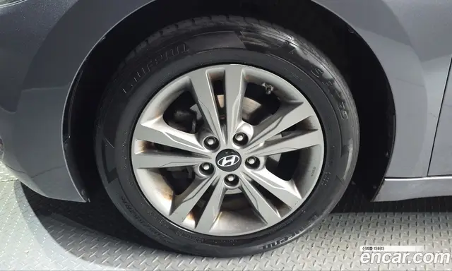 Hyundai Avante 2015 1.6 АКПП, миниатюра 5