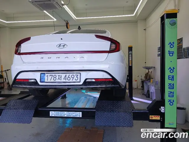 Hyundai Sonata 2019 2.0 АКПП, миниатюра 2