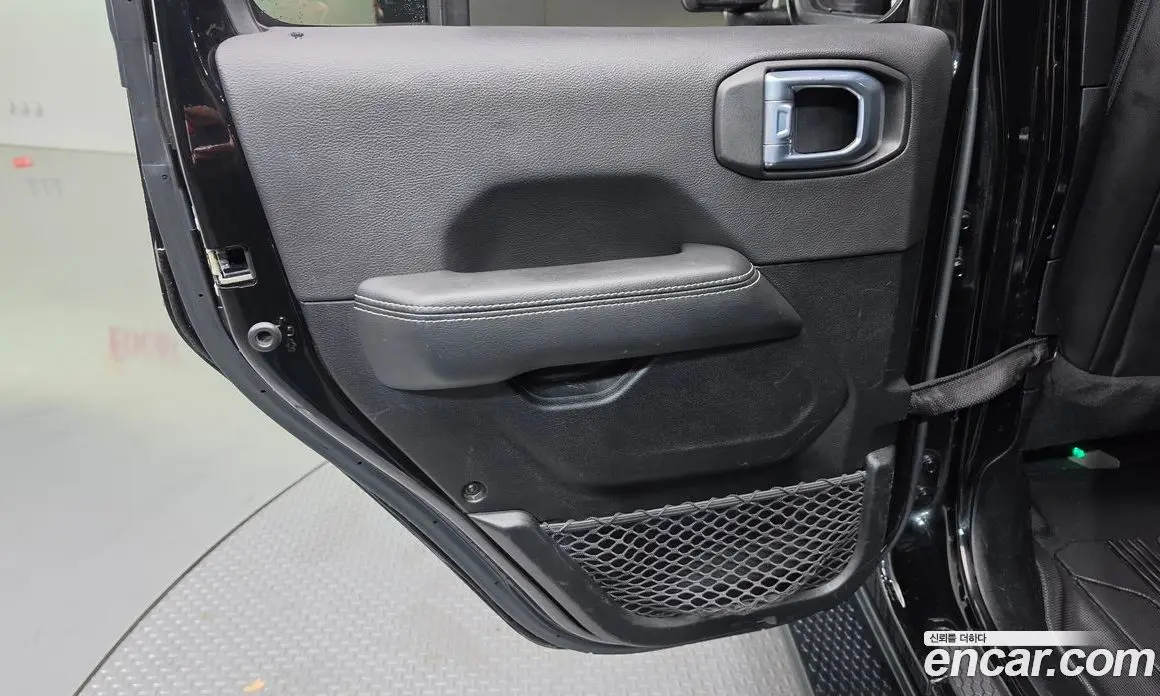 Jeep Wrangler 2021 2.0 АКПП, фото 15