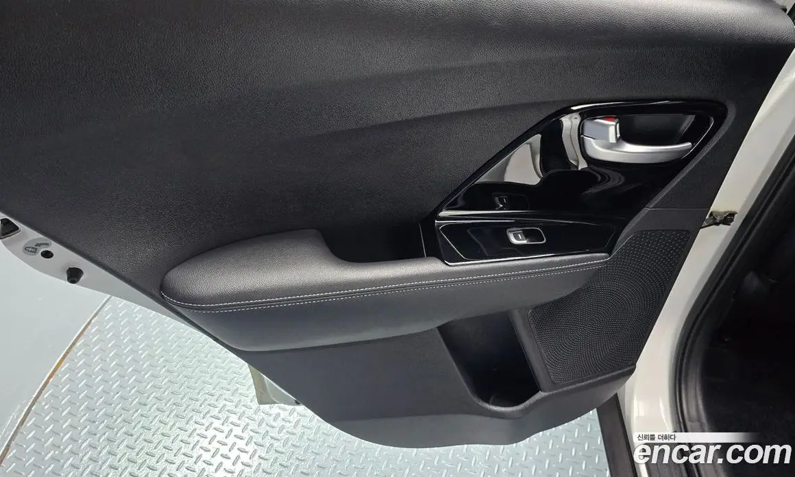Kia Niro 2016 1.6 АКПП, фото 15