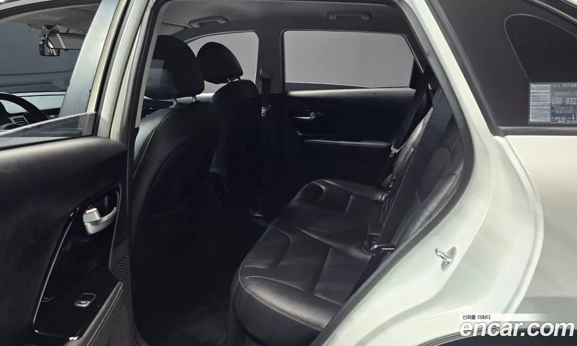 Kia Niro 2016 1.6 АКПП, фото 18