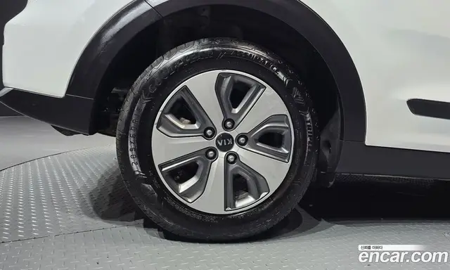 Kia Niro 2016 1.6 АКПП, миниатюра 5