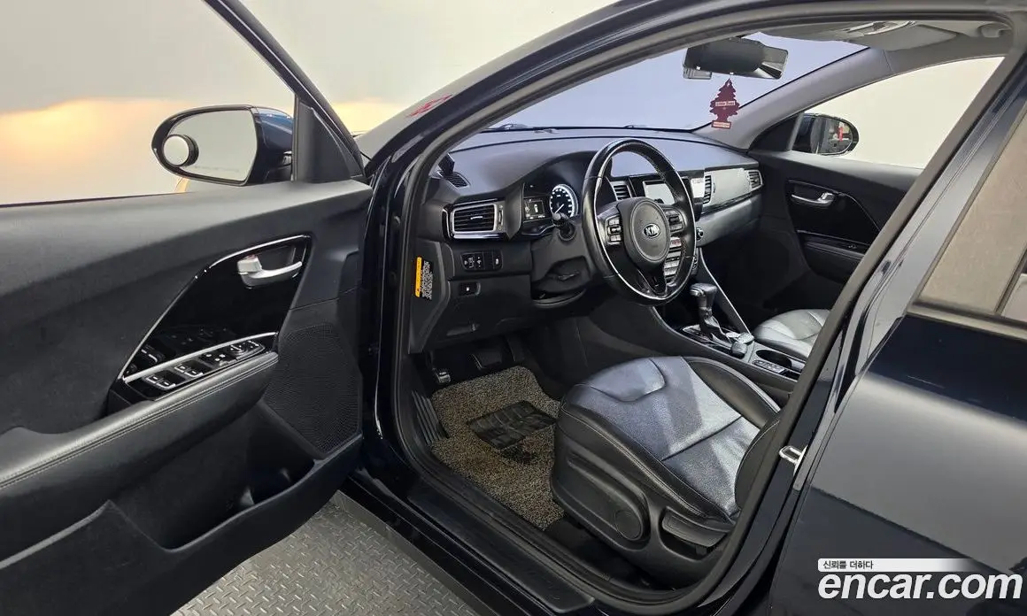 Kia Niro 2016 1.6 АКПП, фото 13 Kia Niro 2016 1.6 АКПП, фото 13