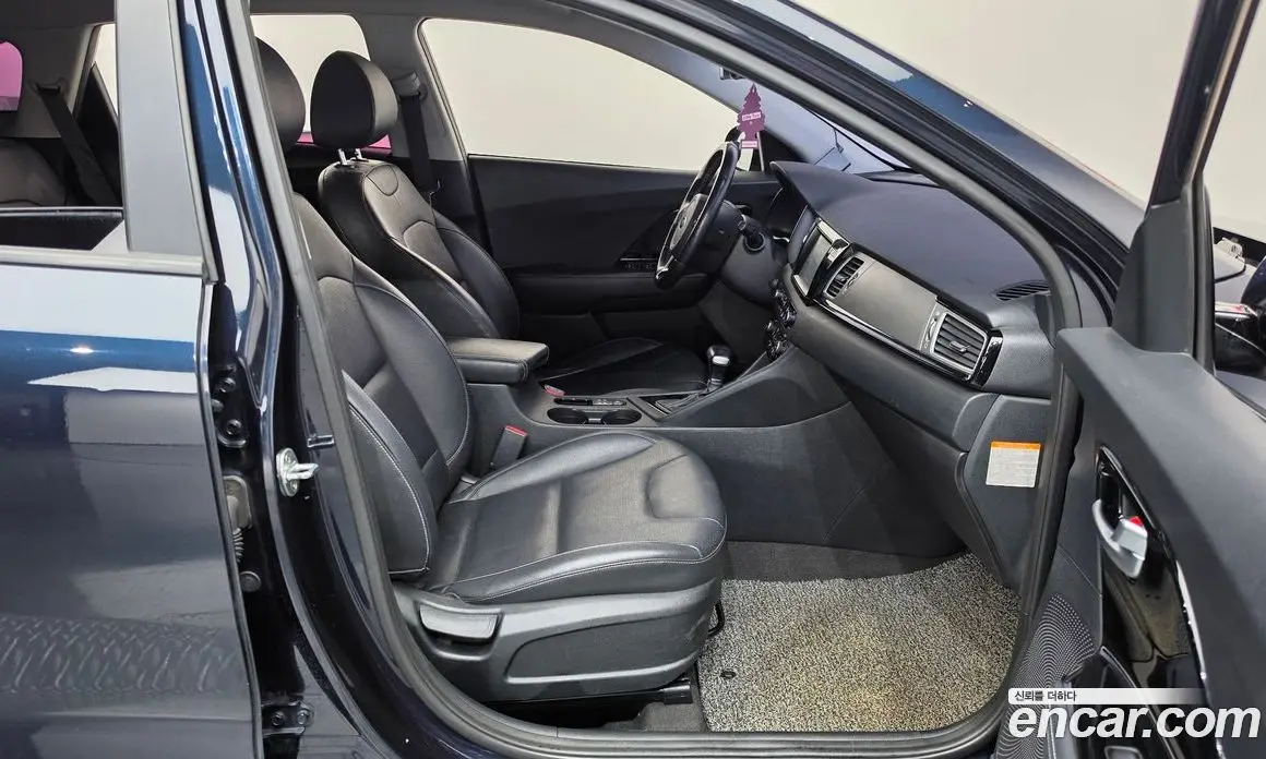 Kia Niro 2016 1.6 АКПП, фото 16 Kia Niro 2016 1.6 АКПП, фото 16