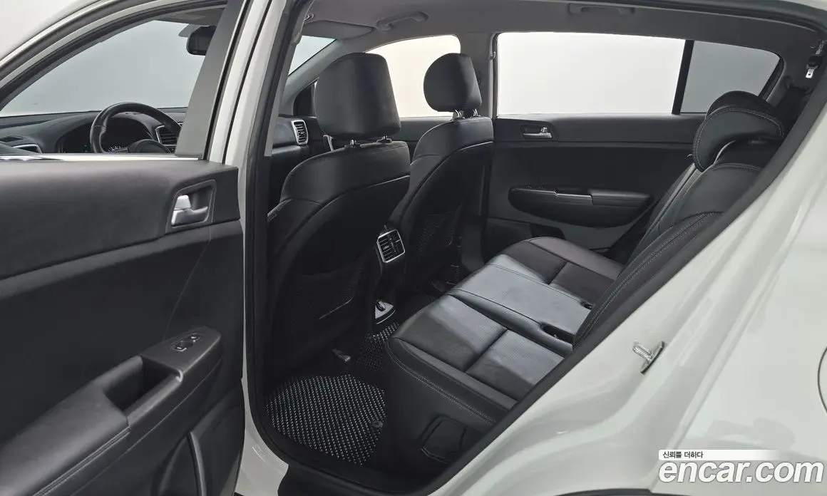 Kia Sportage 2018 1.7 АКПП, фото 12