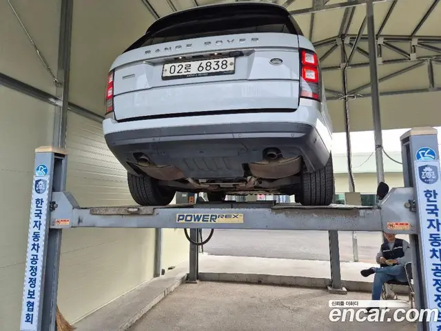 Land Rover Range Rover 2016 4.4 АКПП, миниатюра 2