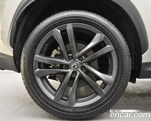 Lexus NX 2024 2.5 АКПП, миниатюра 5