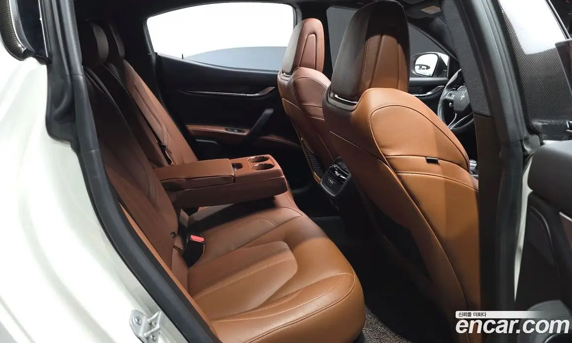 Maserati Ghibli 2017 3.0 АКПП, фото 11