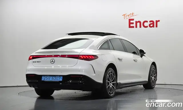 Mercedes-Benz EQS, 2022, 25 886 км