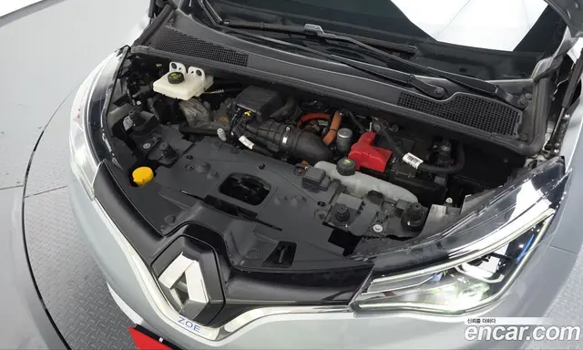 Renault (Samsung) Zoe 2021 0.2 АКПП, миниатюра 6