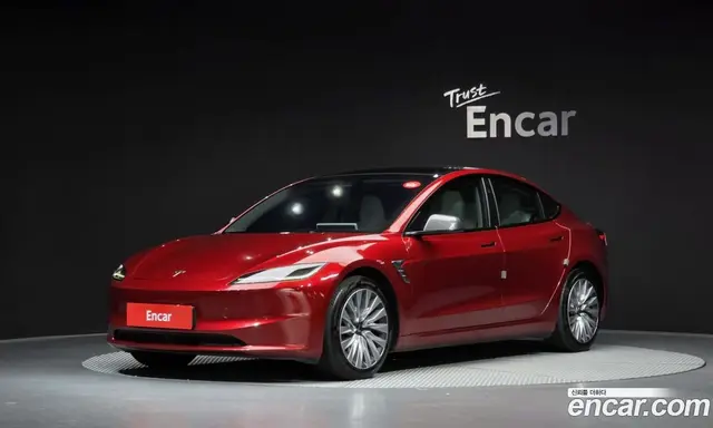 Tesla Model 3, 2024, 83 354 км