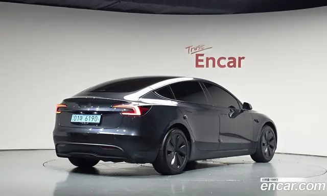 Tesla Model 3, 2025, 12 988 км