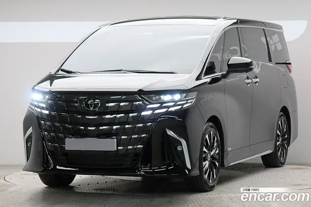 Toyota Alphard, 2024, 2 290 км
