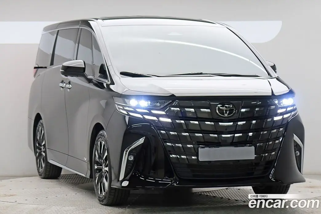 Toyota Alphard 2024 2.5 АКПП, фото 3