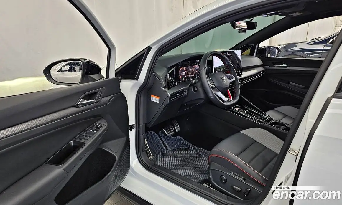 Volkswagen Golf 2025 2.0 АКПП, фото 13