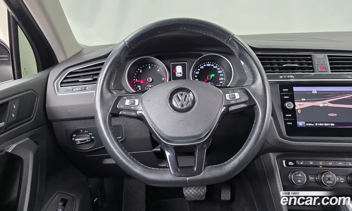 Volkswagen Tiguan 2020 2.0 АКПП, фото 17