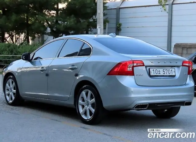 Volvo S60 2017 2.0 АКПП, миниатюра 3 Volvo S60 2017 2.0 АКПП, миниатюра 3