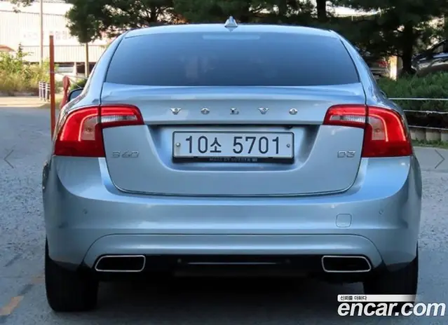 Volvo S60 2017 2.0 АКПП, миниатюра 4 Volvo S60 2017 2.0 АКПП, миниатюра 4