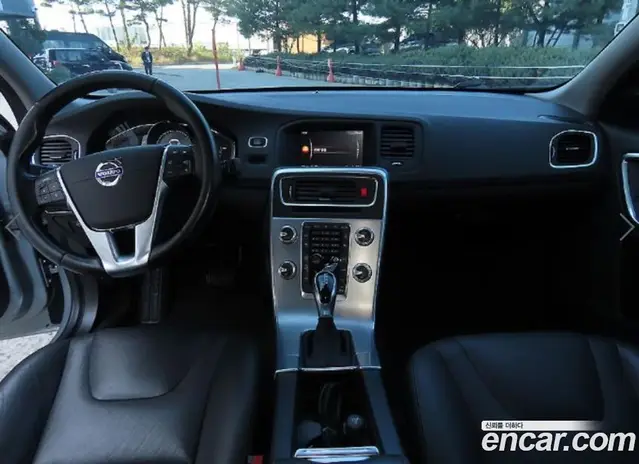 Volvo S60 2017 2.0 АКПП, миниатюра 7 Volvo S60 2017 2.0 АКПП, миниатюра 7