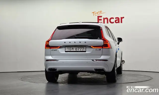 Volvo XC60 2019 2.0 АКПП, миниатюра 4