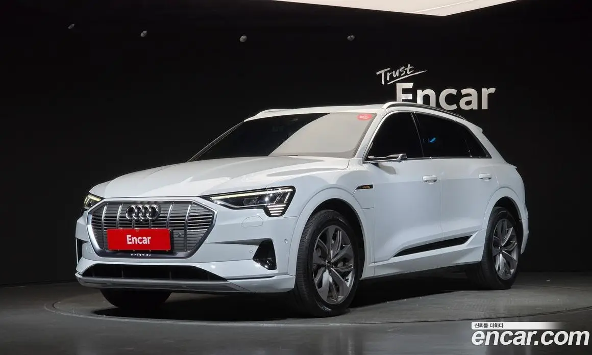 Audi e-tron 2021 0.2 АКПП, фото 1 Audi e-tron 2021 0.2 АКПП, фото 1