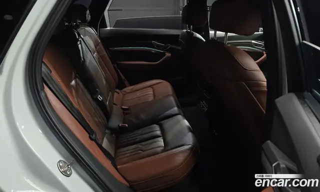 Audi e-tron 2021 0.2 АКПП, миниатюра 11 Audi e-tron 2021 0.2 АКПП, миниатюра 11