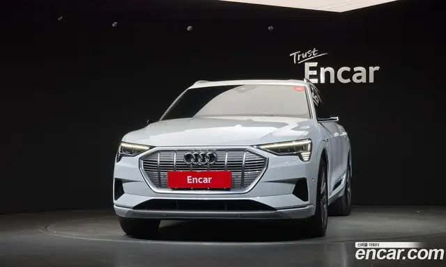 Audi e-tron 2021 0.2 АКПП, миниатюра 3 Audi e-tron 2021 0.2 АКПП, миниатюра 3