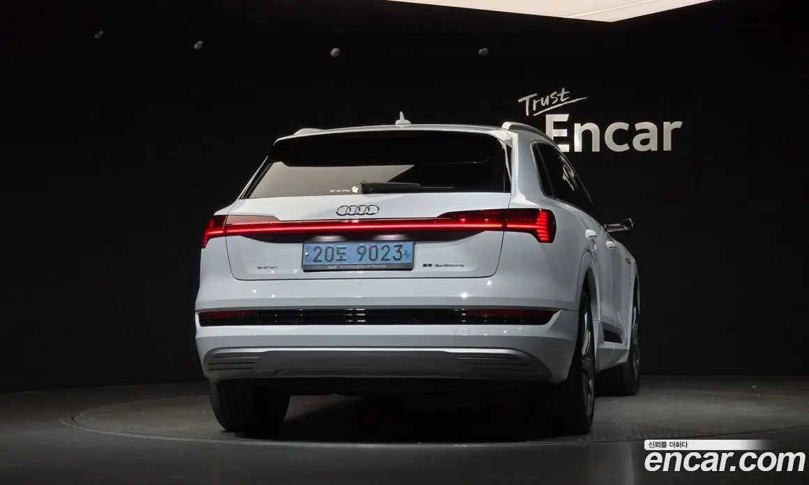 Audi e-tron 2021 0.2 АКПП, фото 4 Audi e-tron 2021 0.2 АКПП, фото 4