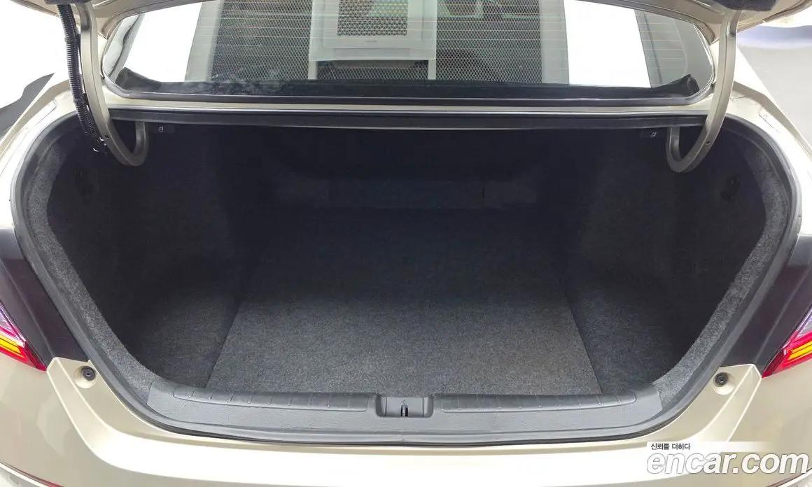 Honda Accord 2019 2.0 АКПП, фото 20