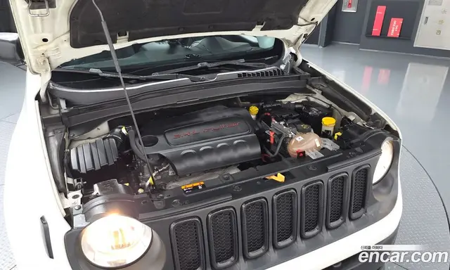 Jeep Renegade 2016 2.4 АКПП, миниатюра 6