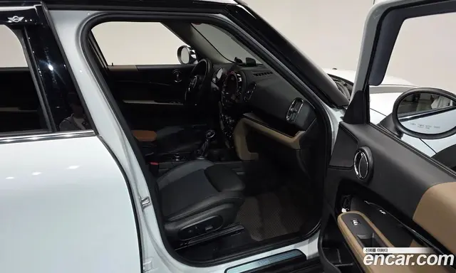 Mini Countryman 2019 1.5 АКПП, миниатюра 11