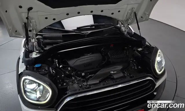 Mini Countryman 2019 1.5 АКПП, миниатюра 6