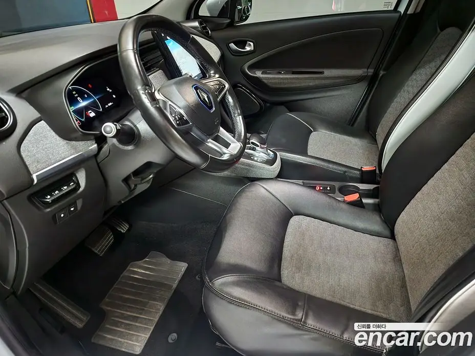 Renault (Samsung) Zoe 2021 0.2 АКПП, фото 11 Renault (Samsung) Zoe 2021 0.2 АКПП, фото 11