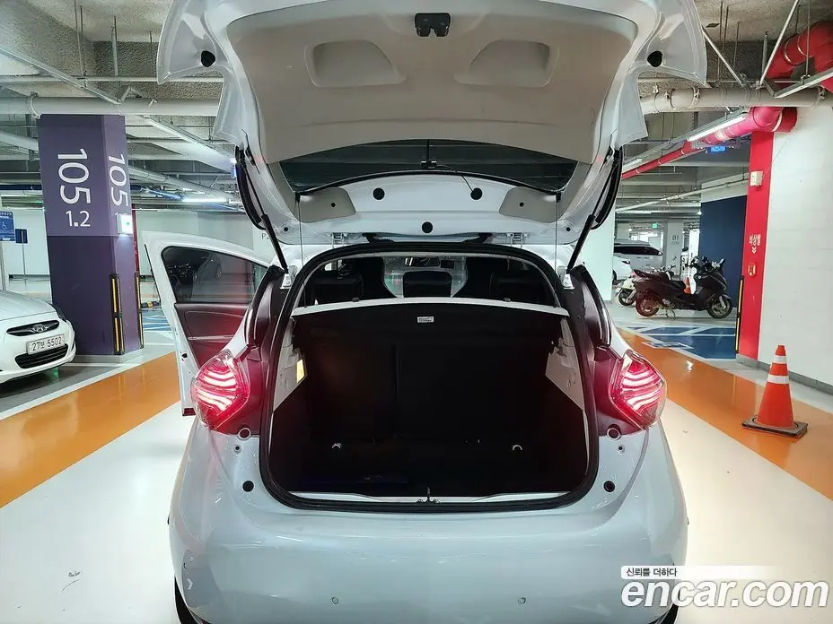 Renault (Samsung) Zoe 2021 0.2 АКПП, фото 7 Renault (Samsung) Zoe 2021 0.2 АКПП, фото 7