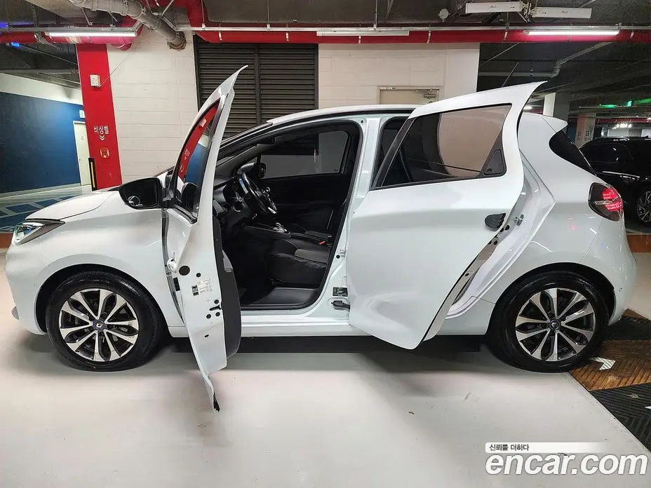 Renault (Samsung) Zoe 2021 0.2 АКПП, фото 9 Renault (Samsung) Zoe 2021 0.2 АКПП, фото 9