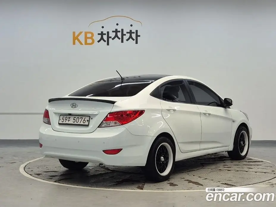 Hyundai Accent 2011 1.4 АКПП, фото 4