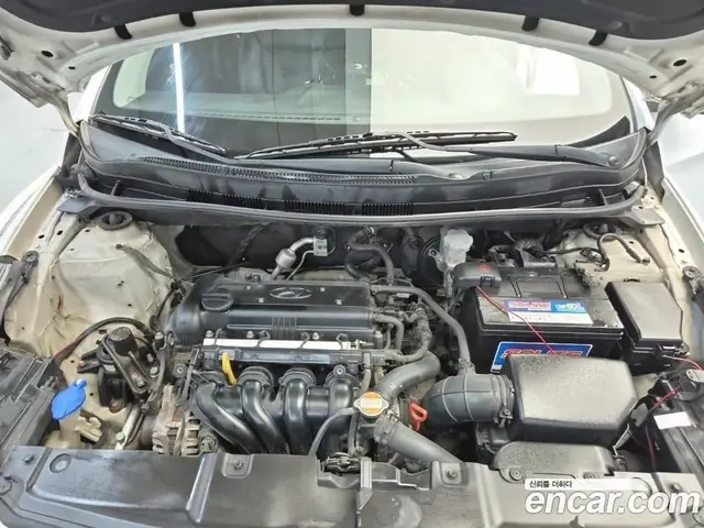 Hyundai Accent 2011 1.4 АКПП, миниатюра 6