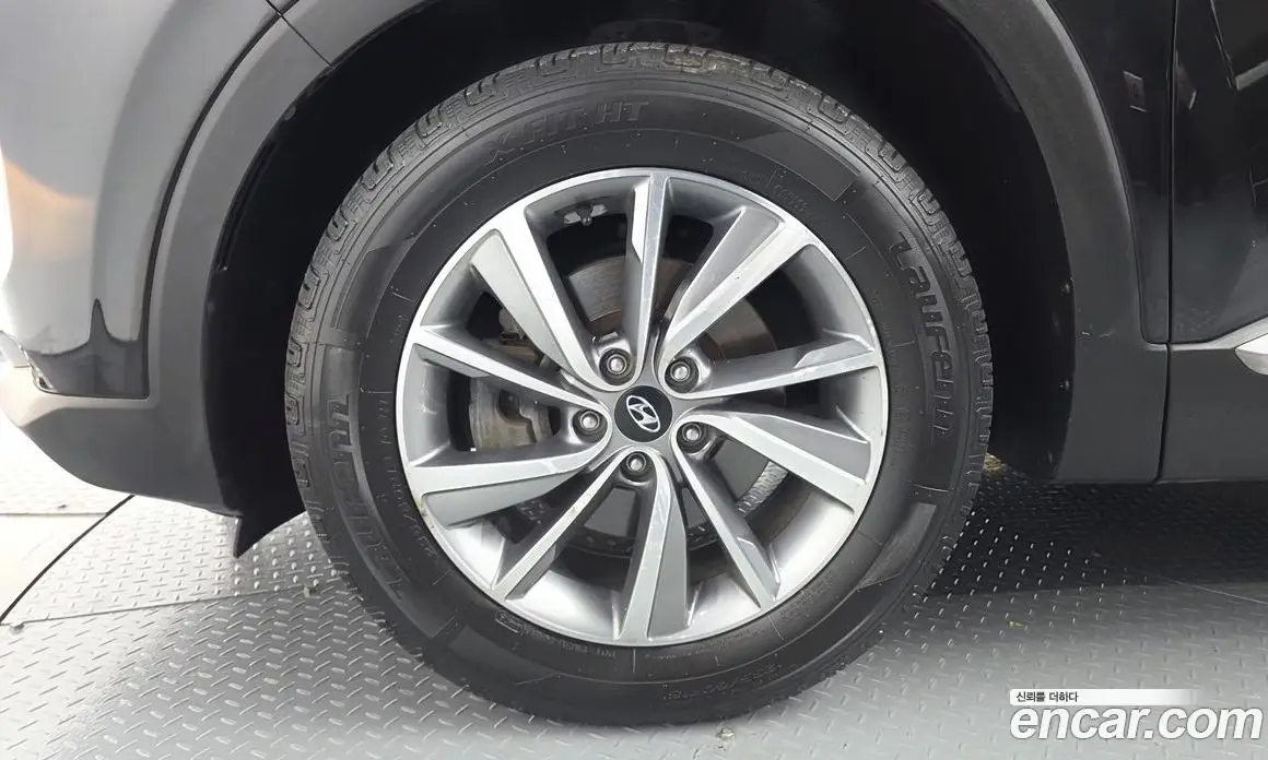 Hyundai Santa Fe 2018 2.0 АКПП, фото 5 Hyundai Santa Fe 2018 2.0 АКПП, фото 5