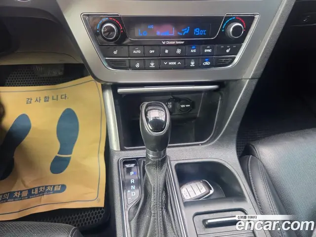 Hyundai Sonata 2015 2.0 АКПП, миниатюра 9